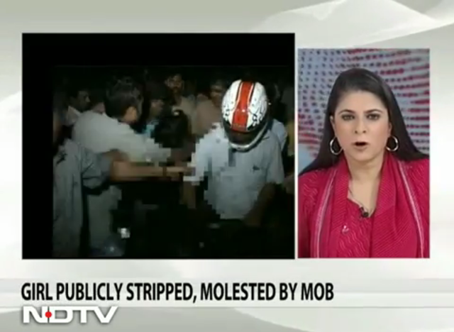 Guwahati Mob abusing girl goes viral