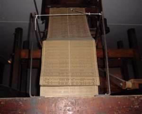 Telar de tarjetas perforadas