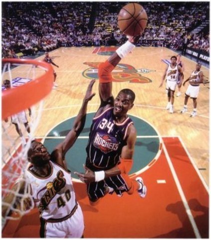 Hakeem Abdul Olajuwon enters his first All Star Game