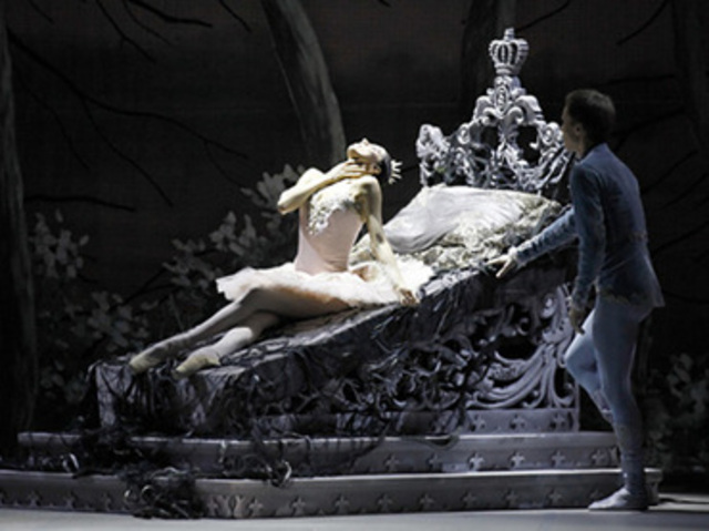 Anna went to see her first Ballet Performance