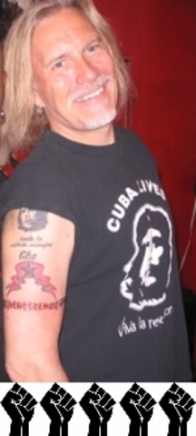 Termina su licenciatura