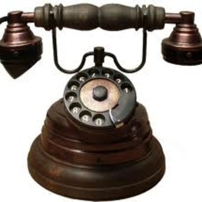 Timeline: Phones by Arthur