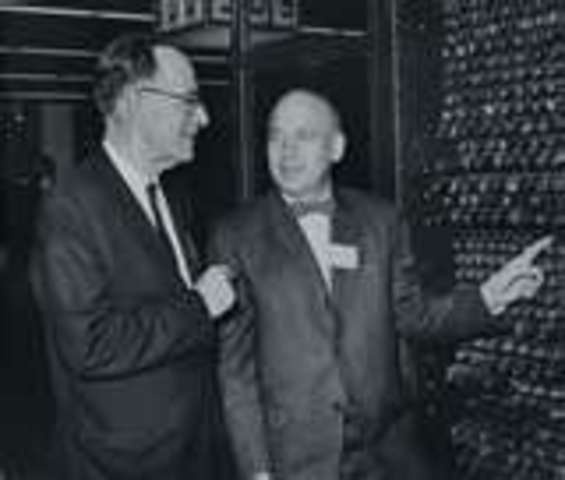 ENIAC  , DE ECKERT Y MAUCHLY