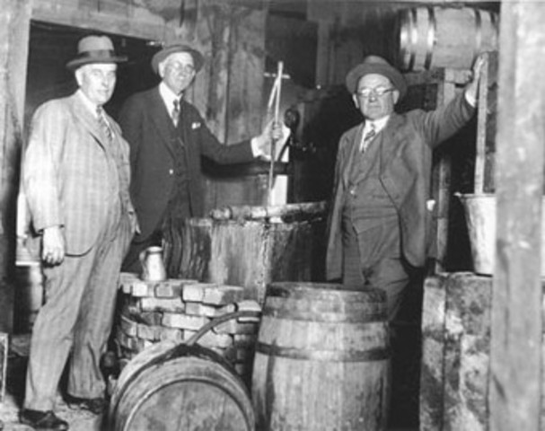 Capone Controls liquor operations