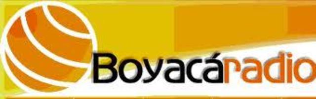 Pompilio Sánchez obtiene la licencia para transmitir desde "Radio Boyacá".