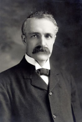 Gifford Pinchot became head of USDA's Forestry Division