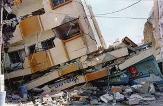 20,000 people die in earthquake in India