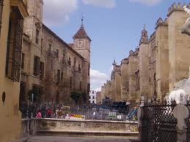 Paper is first mass- produced in Spain