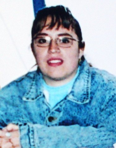 Después de mucho esfuerzo, por fin obtengo mi certificado de bachillerato.