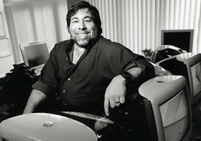 Wozniak empieza a dar clases (1990)