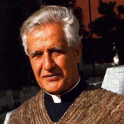 Timeline: Padre Rafael Gracia-Herreros