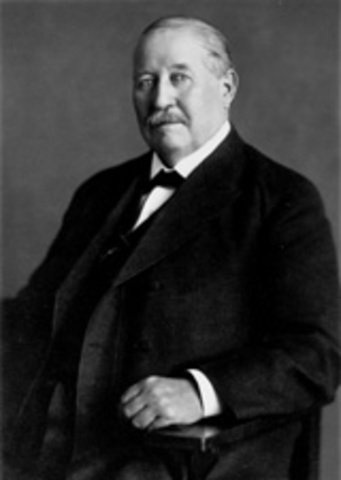 Catron Becomes First Senator