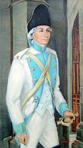 Inició su carrera militar