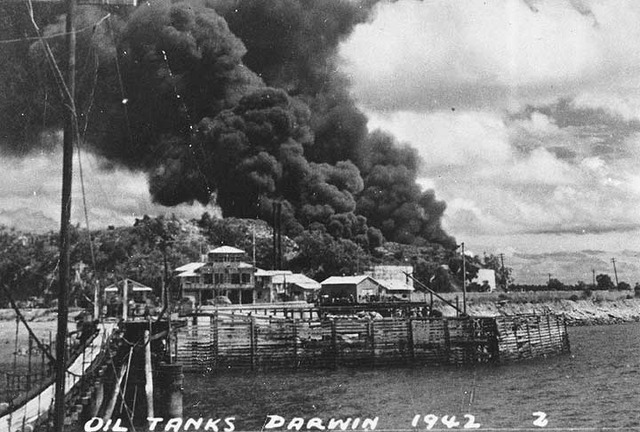 An air rade attack on Darwin.