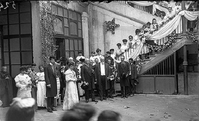 Creación de la Escuela Vocacional 5