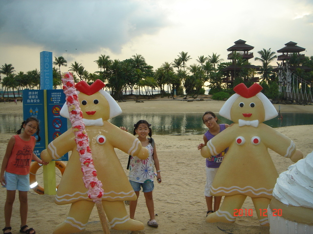 I moved to Singapore!