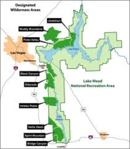 Chris sets out to hike around Lake Mead