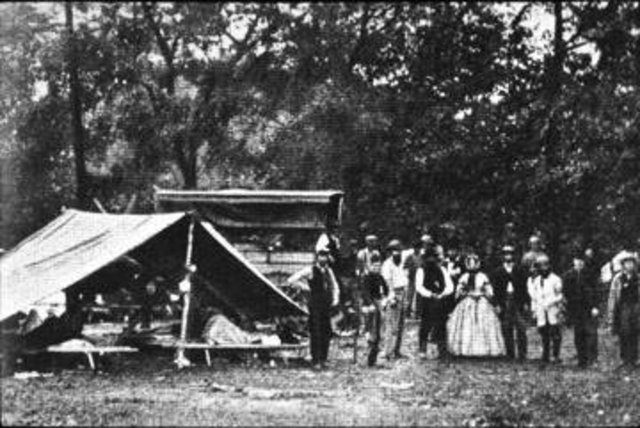 X-rays being used by battle field physicans