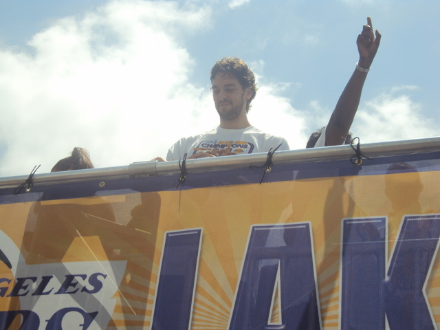 Went to my first LAKERS parade!!