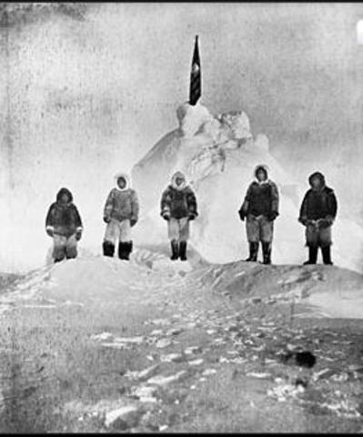 The First Photo of The North Pole