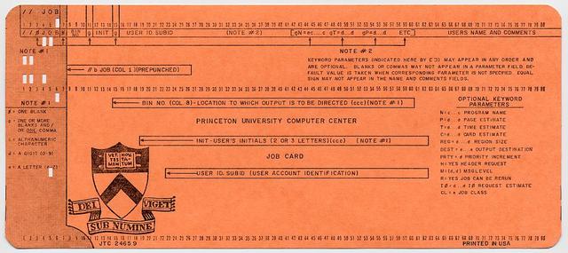 El OS/360 fue un sistema operativo producido por IBM