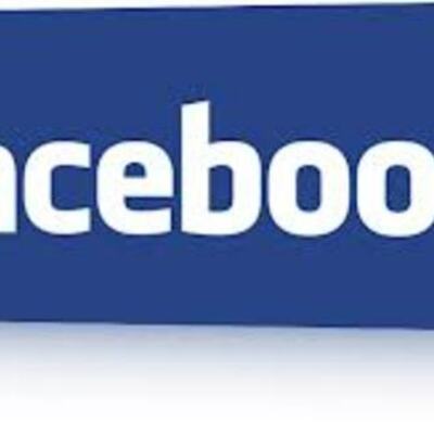 Timeline: Luciana y Ami historia del facebook