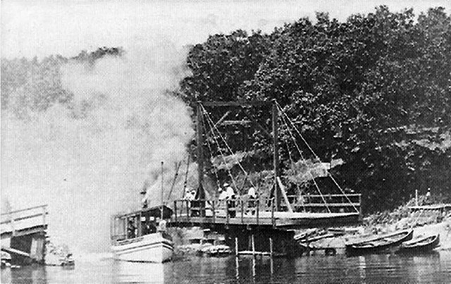 Swing bridge is built