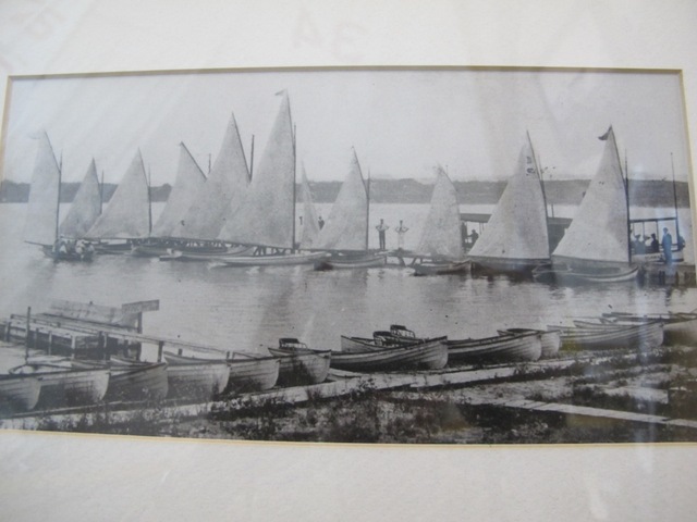 Impromptu Meeting takes place, Races are scheduled