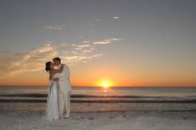 Annika got married to Don Exton