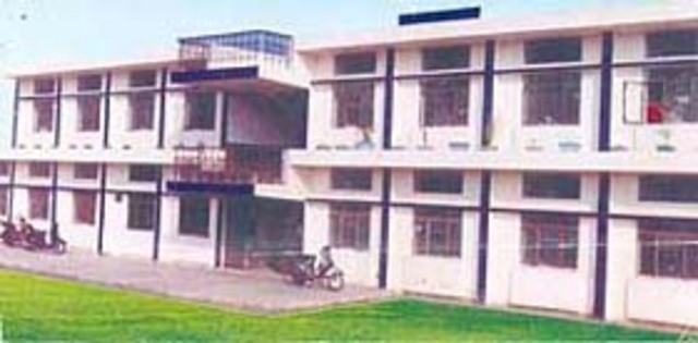 He made Sam in the seventh grade .