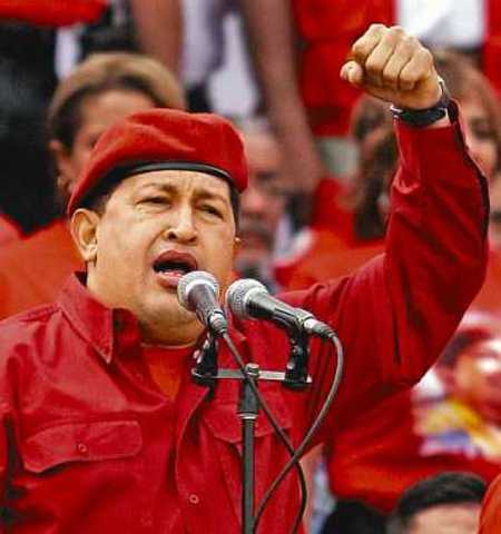 Hugo Chávez, emblemático presidente velezolano, llega al poder