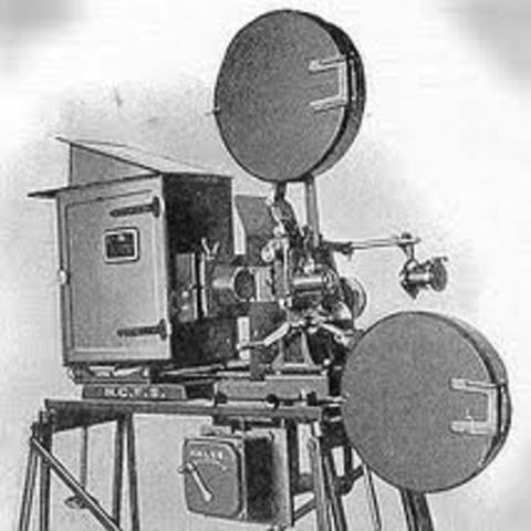 Motion picture projector