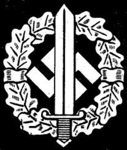 SA (Sturm Abteilung) formed.