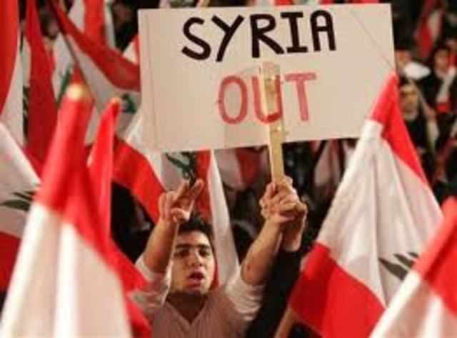 Syria pulls out troops