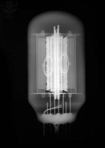 Vacuum Tubes (1st generation of computrs)