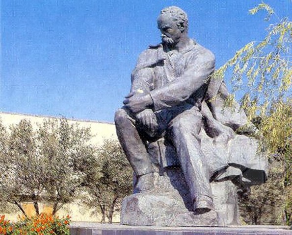 Открыт памятник Тарасу Шевченко