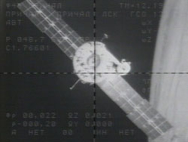 The First People Live in Space Station!