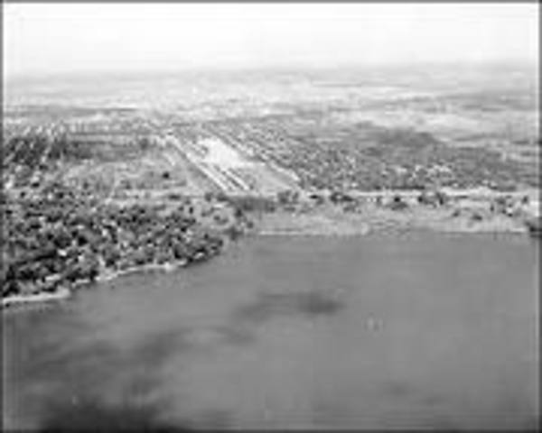 love canal, Ny (toxic waste leaks into residental houses)