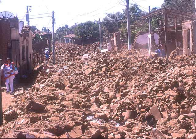 Troble in El Salvador