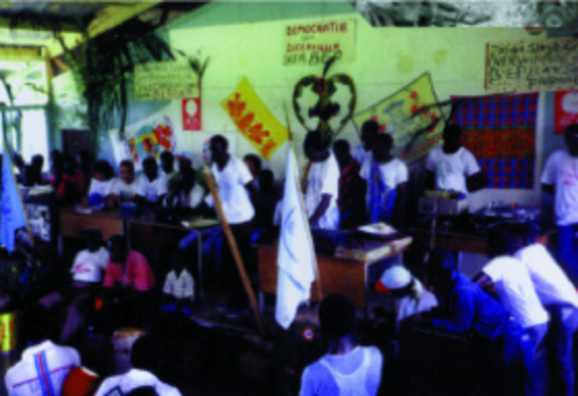 Acuerdo entre el Gobierno y representantes grupos armados