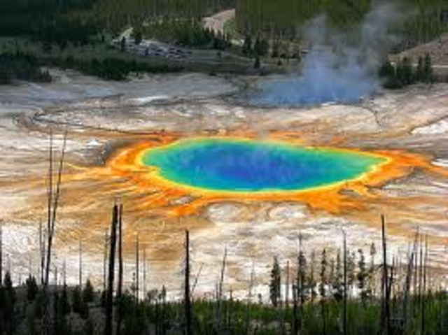 Yellowstone national park founded