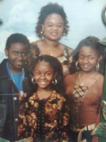 Cousins come to the U.S.