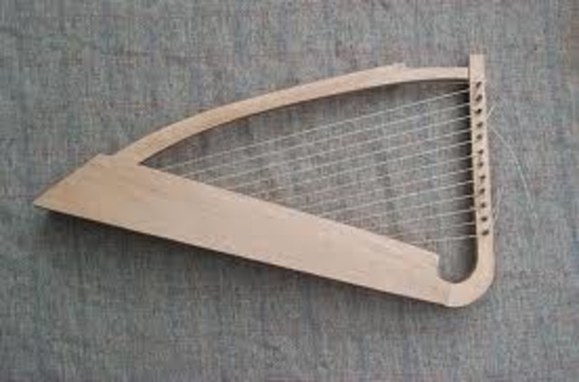 Triangular Harp