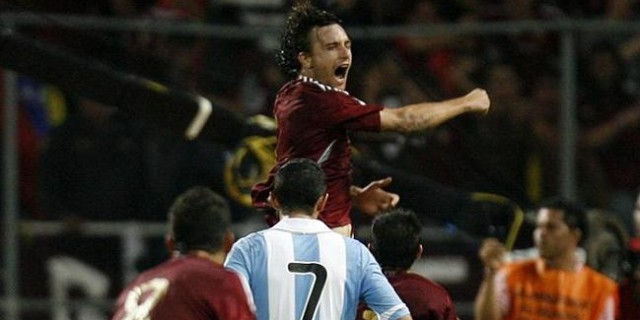Venezuela 1 - 0 Argentina
