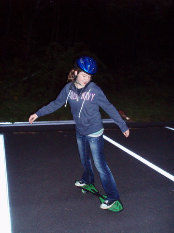 I learn to skateboard!!