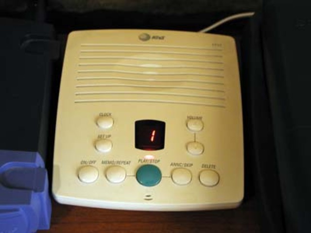 Answering Machine (mostly positive)