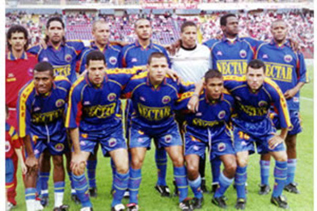 2000 – UN AÑO CON MUCHOS CAMBIOS Y POBRES RESULTADOS