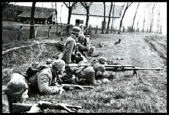 USA dropped Atomic bombs in Hiroshima and Nagasaki, Japan surrenders