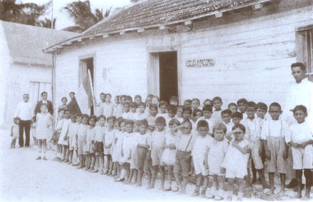 Liceos de varones en Colima