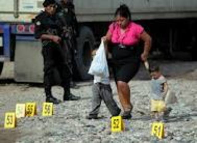 DERECHOS ECONÓMICOS, SOCIALES Y CULTURALES VIOLADOS DURANTE EL CONFLICTO ARMADO